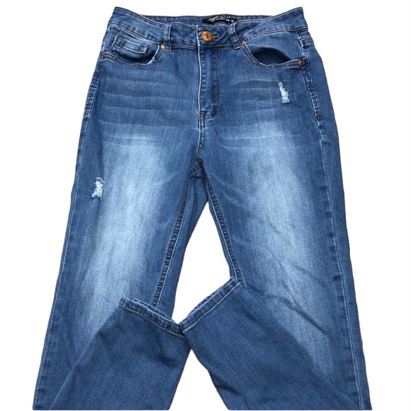 Almost Famous juniors sz 9 high rise roll up jeans - Picture 1 of 6